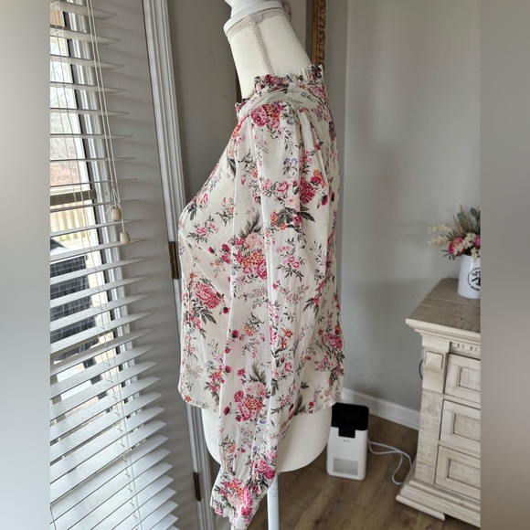 Olivaceous ivory floral long sleeve blouse size small 100% cotton EUC - Picture 5 of 10